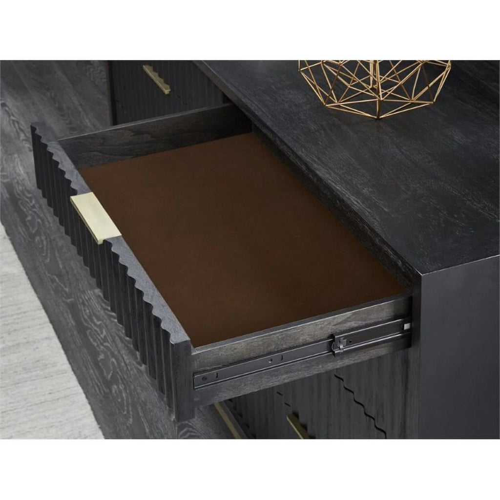 8 Drawer Dresser Y226