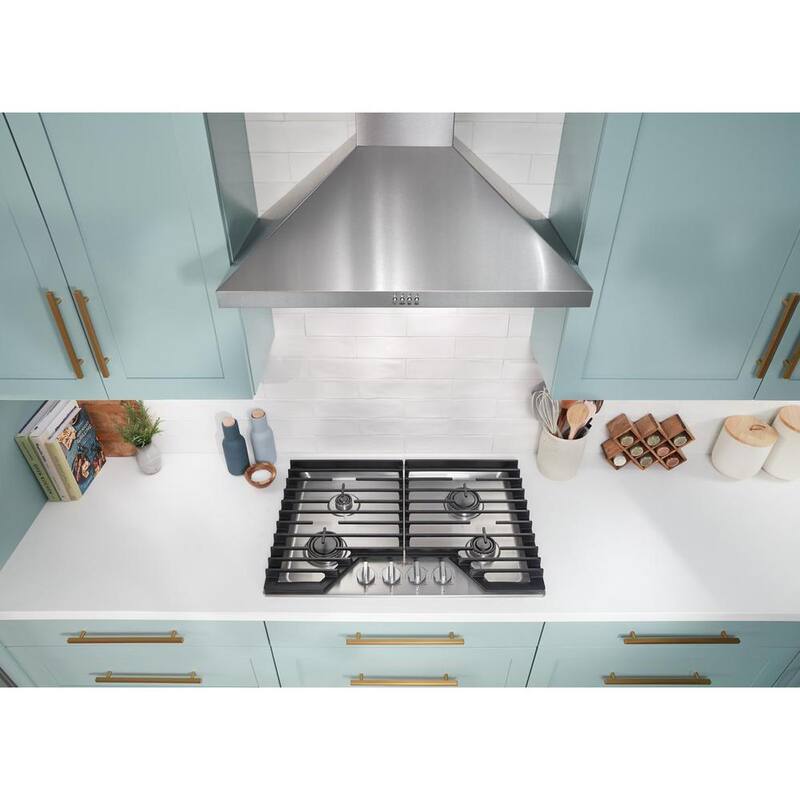 4-Burners Recessed Gas Cooktop in Stainless Steel F9593