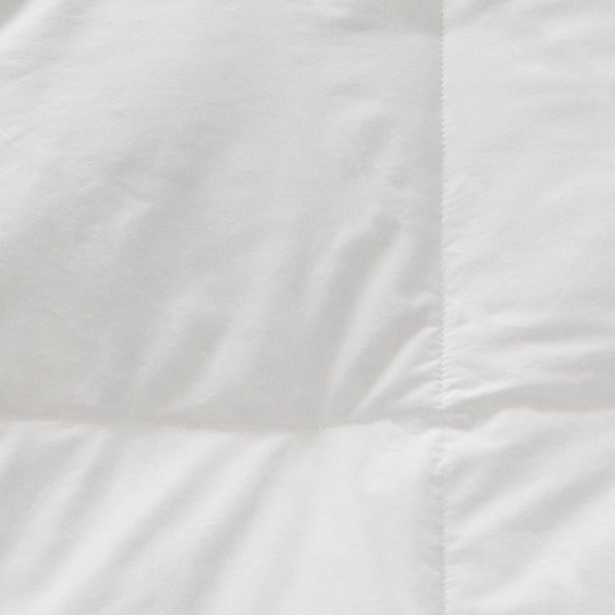 California King White Featherbed Y222358