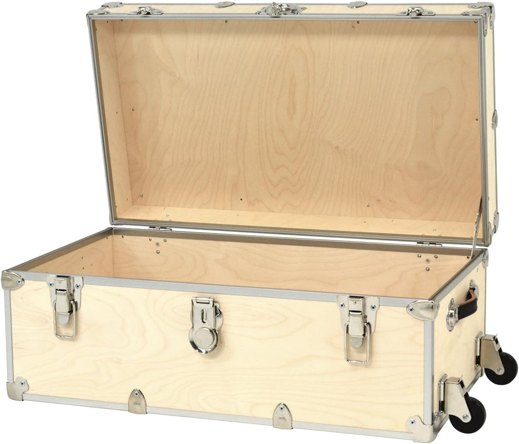 Large Trunk with Wheels D976