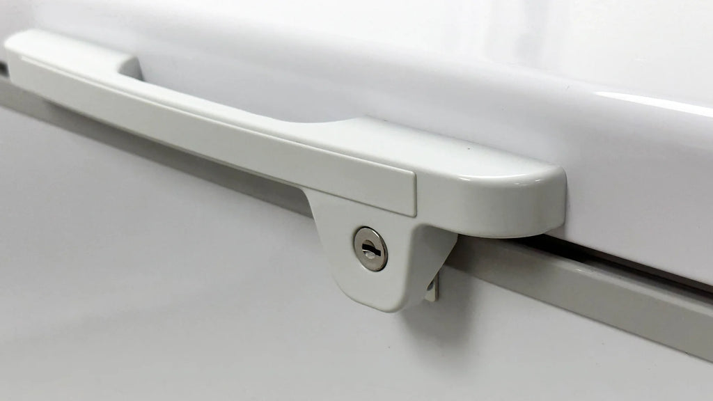 White 18 Cu.ft. Chest Freezer V36969