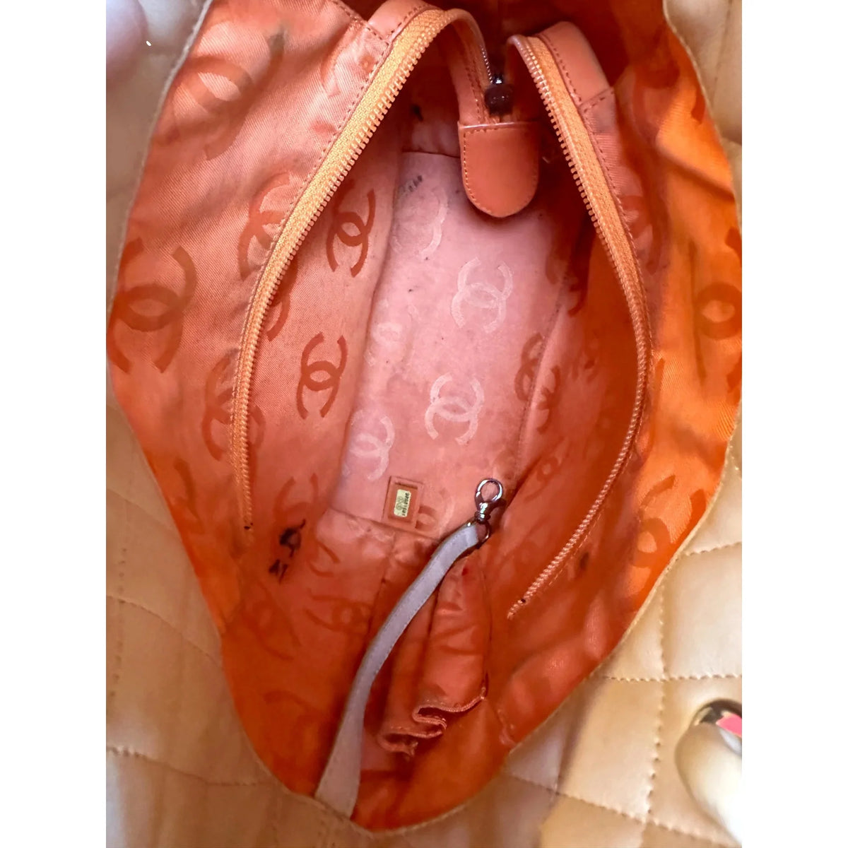 Beige Quilted Lambskin Leather Tote Bag F560156