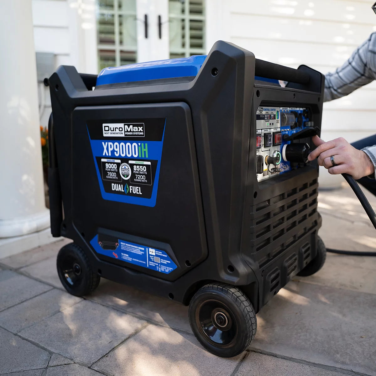 9000 Watt Dual Fuel Inverter Generator X5344